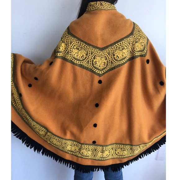 Vintage mustard embroidered wool boho cape OS - Picture 5 of 8